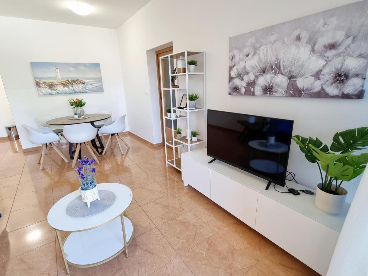App Oleander Umag Exterior foto